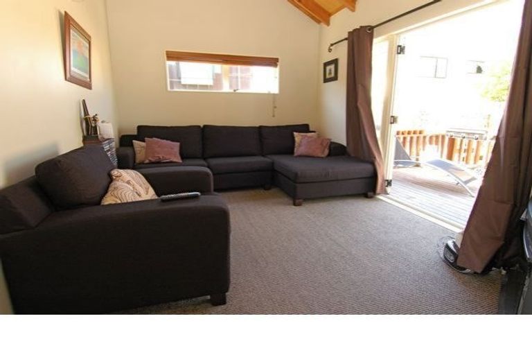 Photo of property in 13b Percy Road, Papamoa Beach, Papamoa, 3118