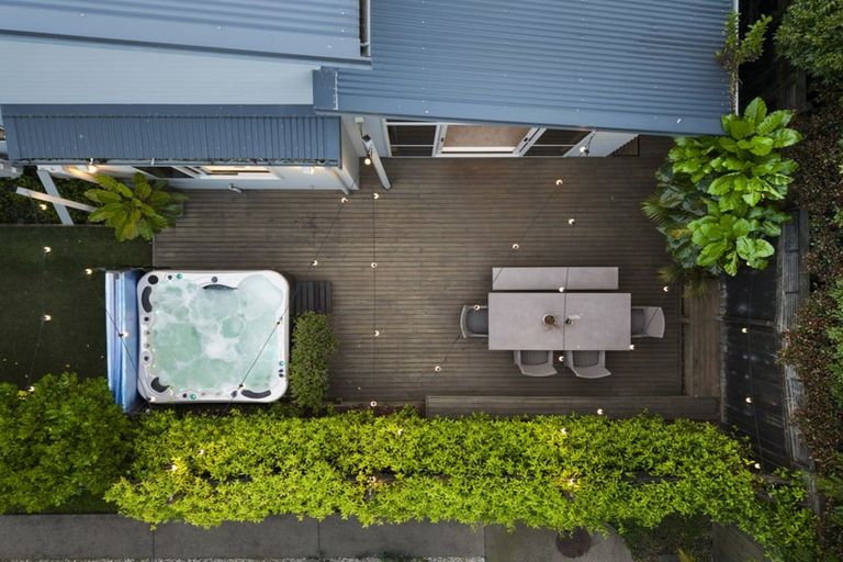 Photo of property in 9 Saint Maroun Rise, The Gardens, Auckland, 2105