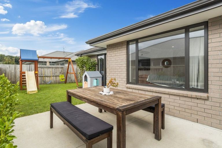 Photo of property in 86 Awataha Crescent, Pyes Pa, Tauranga, 3110