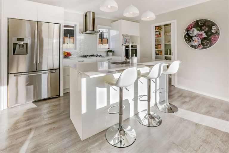 Photo of property in 7 Margaret Shields Avenue, Aotea, Porirua, 5024