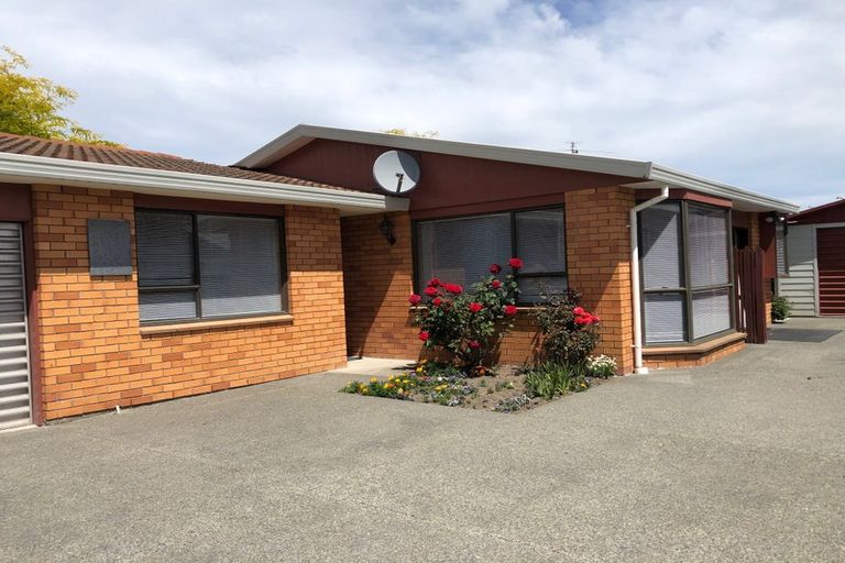 Photo of property in 1/387 Harewood Road, Bishopdale, Christchurch, 8053