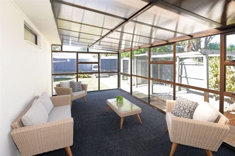 Photo of property in 39 Neill Street, Hornby, Christchurch, 8042