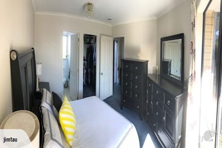 Photo of property in 33 Greig Place, Pukekohe, 2120