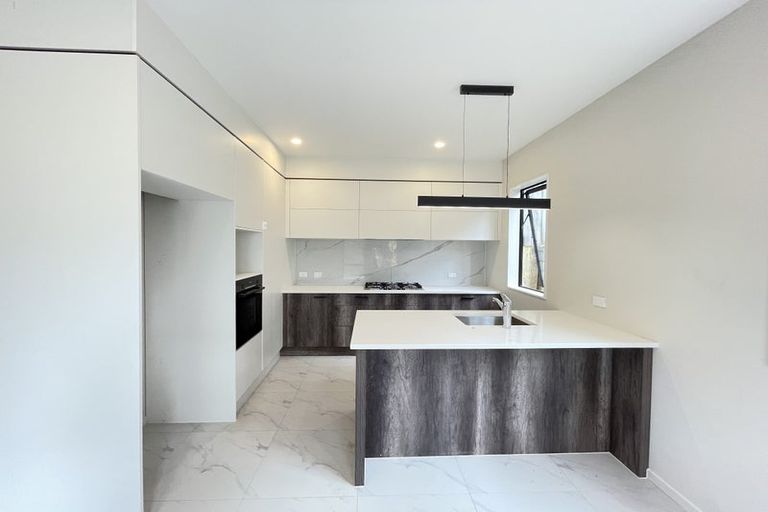 Photo of property in 88b John Downs Drive, Browns Bay, Auckland, 0630