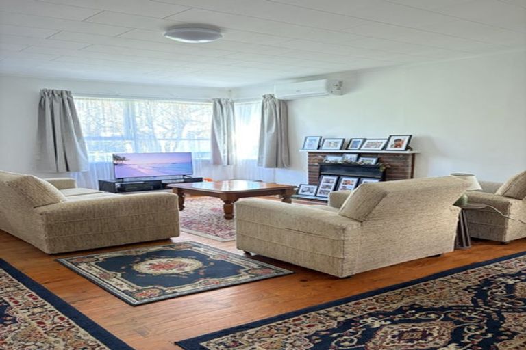 Photo of property in 12 Burbridge Road, Favona, Auckland, 2024