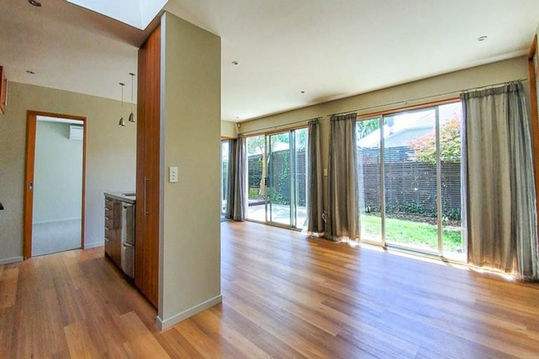 Photo of property in 17a Brockworth Place, Riccarton, Christchurch, 8011