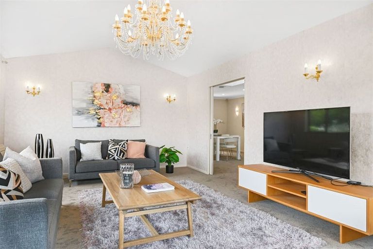 Photo of property in 18 Langley Place, Belfast, Christchurch, 8051