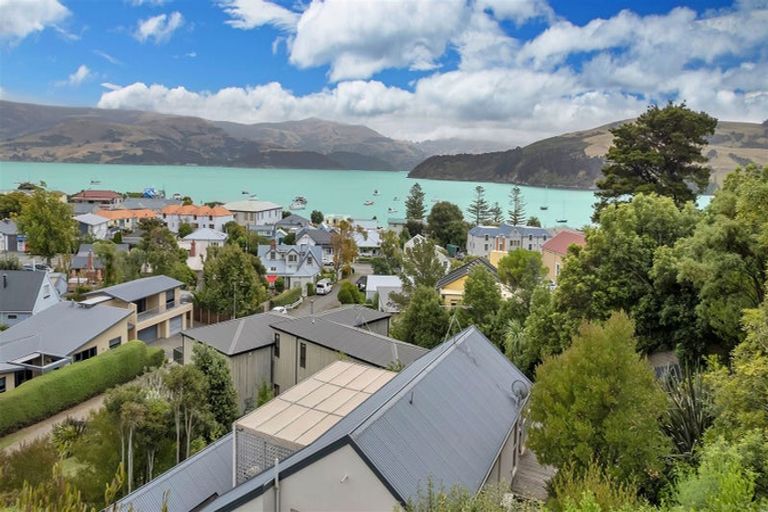 Photo of property in 19 Walnut Place, Akaroa, 7520