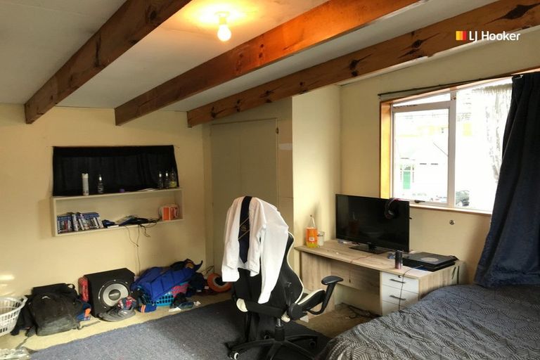 Photo of property in 111 Harbour Terrace, North Dunedin, Dunedin, 9016