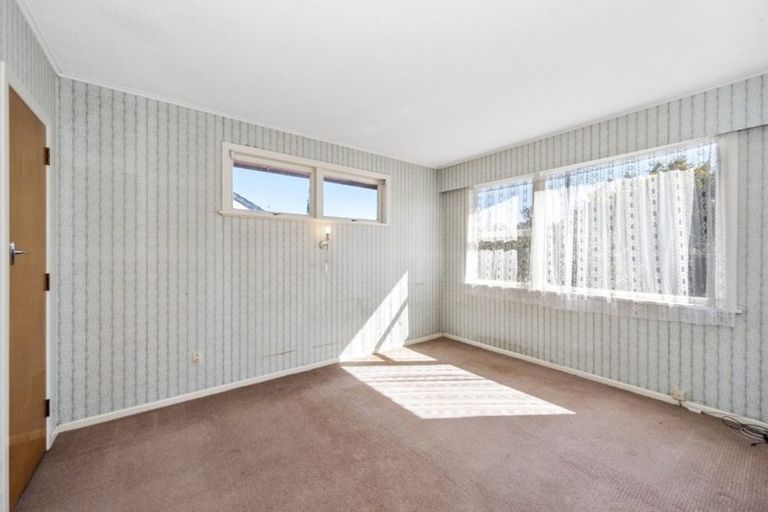 Photo of property in 42 Storey Avenue, Forest Lake, Hamilton, 3200