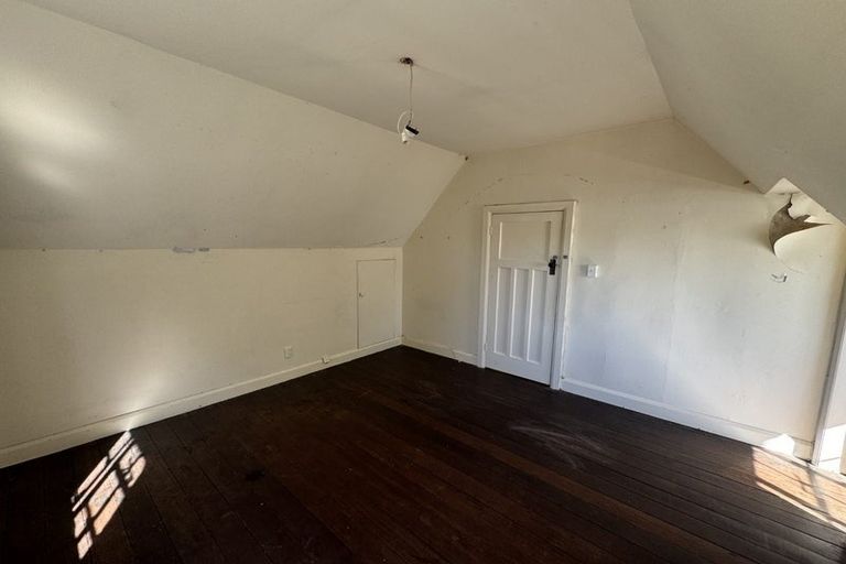 Photo of property in 4 Barton Terrace, Thorndon, Wellington, 6011