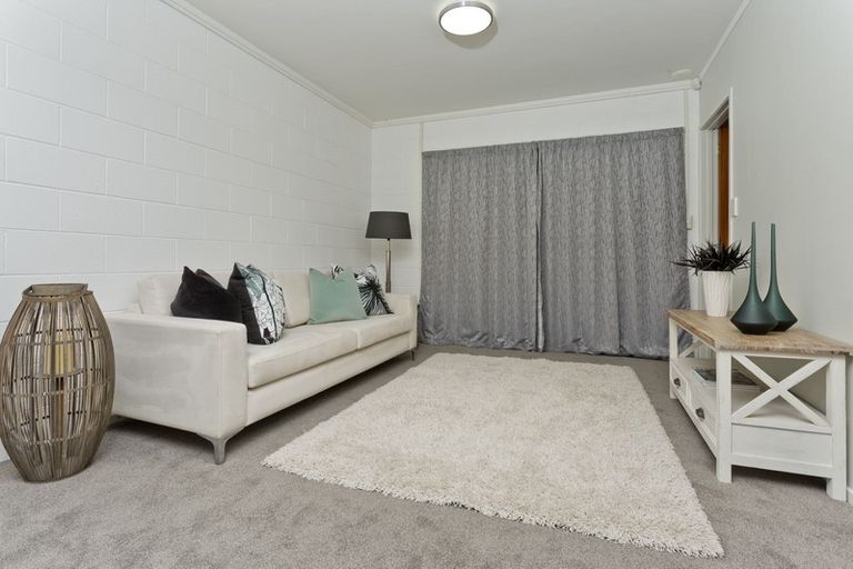 Photo of property in 116 Stapleford Crescent, Browns Bay, Auckland, 0630