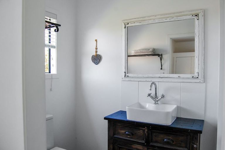 Photo of property in 1470 Oneriri Road, Kaiwaka, 0573