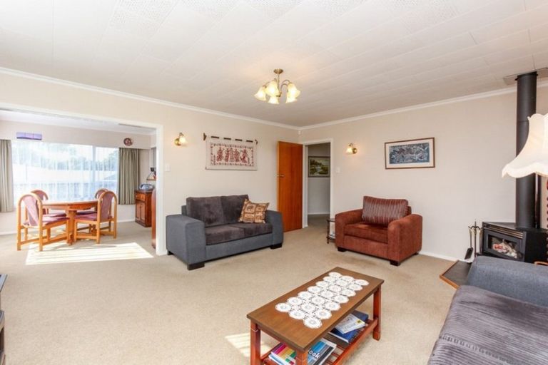 Photo of property in 53d Doralto Road, Frankleigh Park, New Plymouth, 4310
