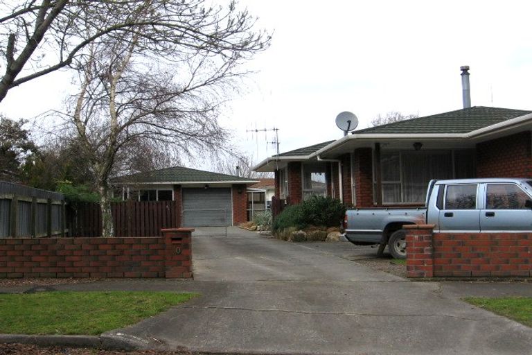 Property details for 10 Adams Place, Kelvin Grove, Palmerston North, 4414