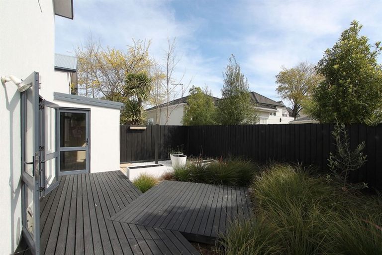 Photo of property in 2/56 London Street, Richmond, Christchurch, 8013