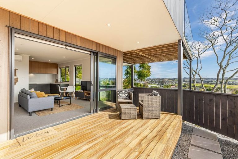 Photo of property in 130 Hibiscus Coast Highway, Red Beach, 0932