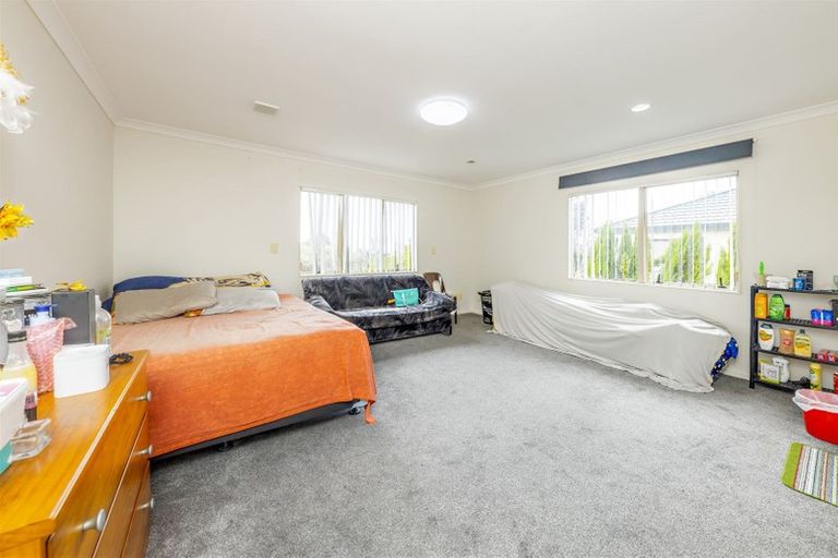 Photo of property in 7a Andover Way, Goodwood Heights, Auckland, 2105