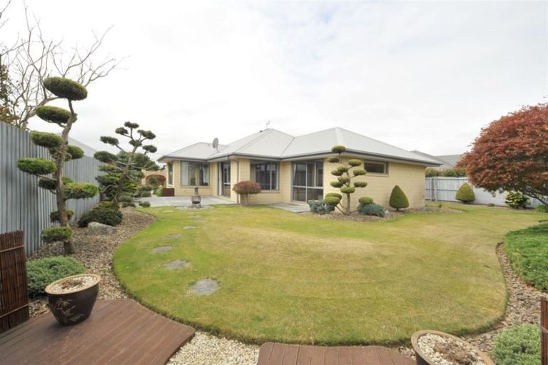 Photo of property in 27 Te Pihopa Way, Aidanfield, Christchurch, 8025