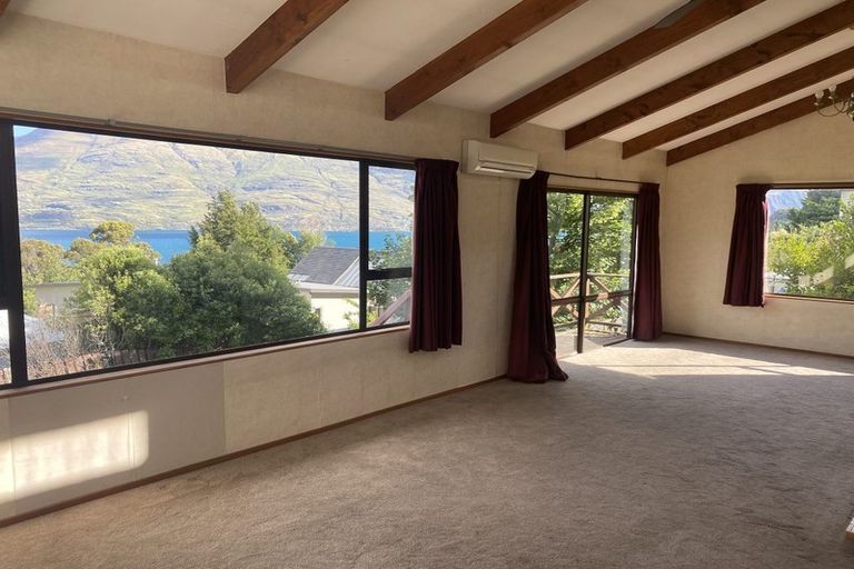 Photo of property in 16a Arawata Terrace, Fernhill, Queenstown, 9300