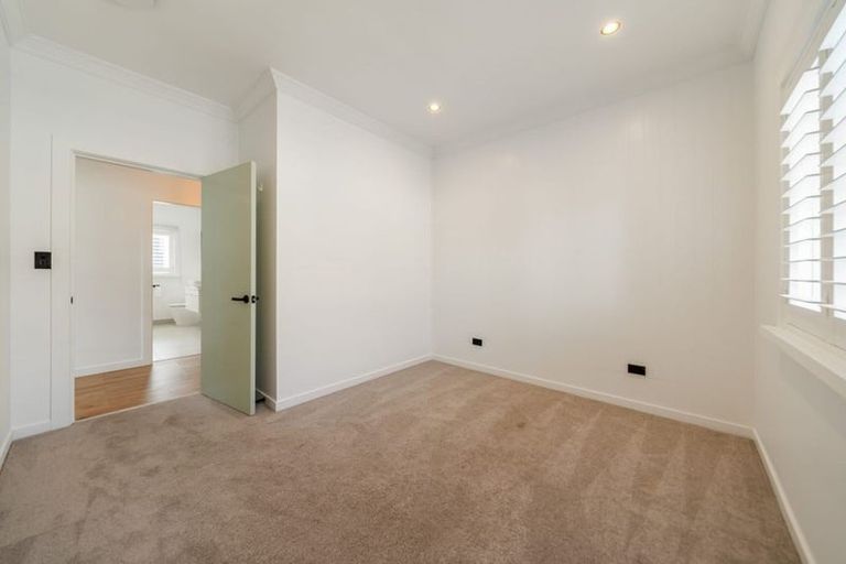 Photo of property in 129 William Street, Petone, Lower Hutt, 5012
