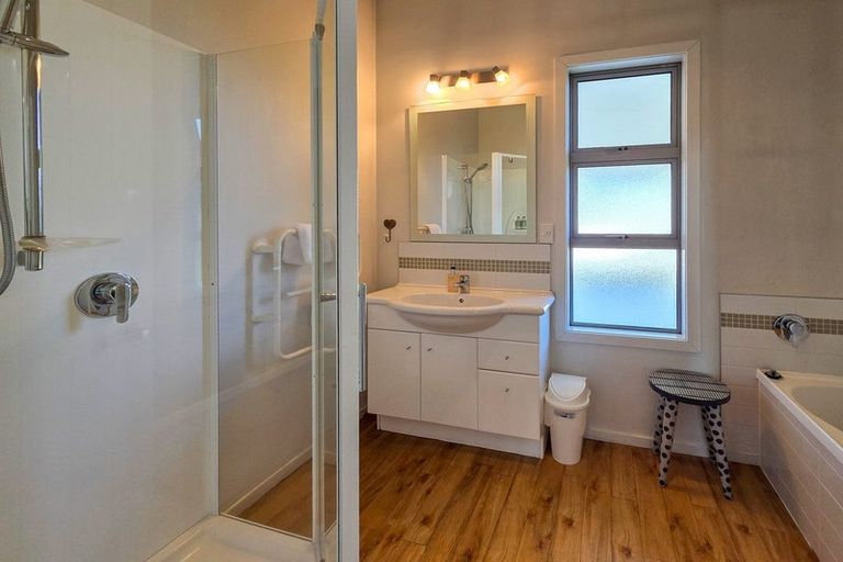 Photo of property in 8 Dwyer Place, Lake Tekapo, 7999
