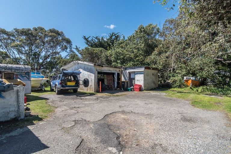 Photo of property in 88 Raumati Road, Raumati Beach, Paraparaumu, 5032