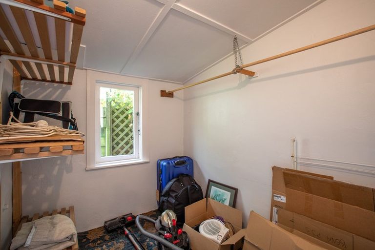 Photo of property in 90 Owhiro Bay Parade, Owhiro Bay, Wellington, 6023