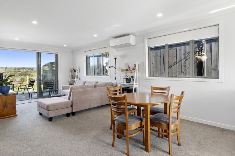 Photo of property in Waterview Estate, 86/4 Greystone Place, Omokoroa, 3114