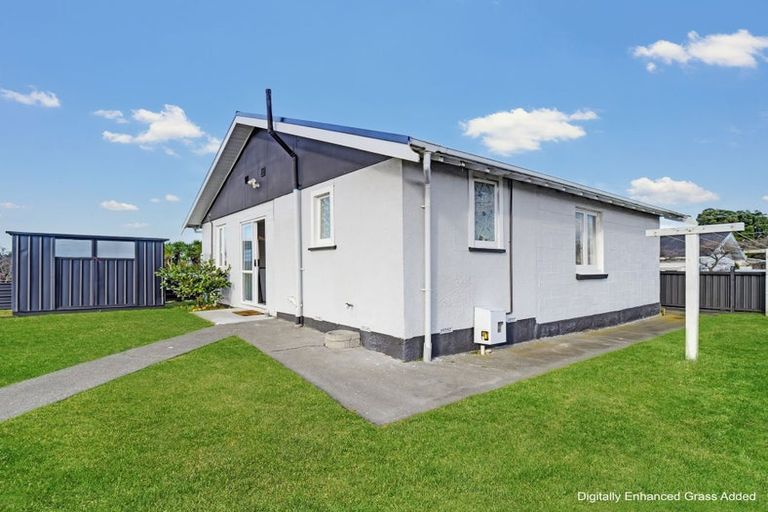 Photo of property in 2a Waitai Street, Castlecliff, Wanganui, 4501