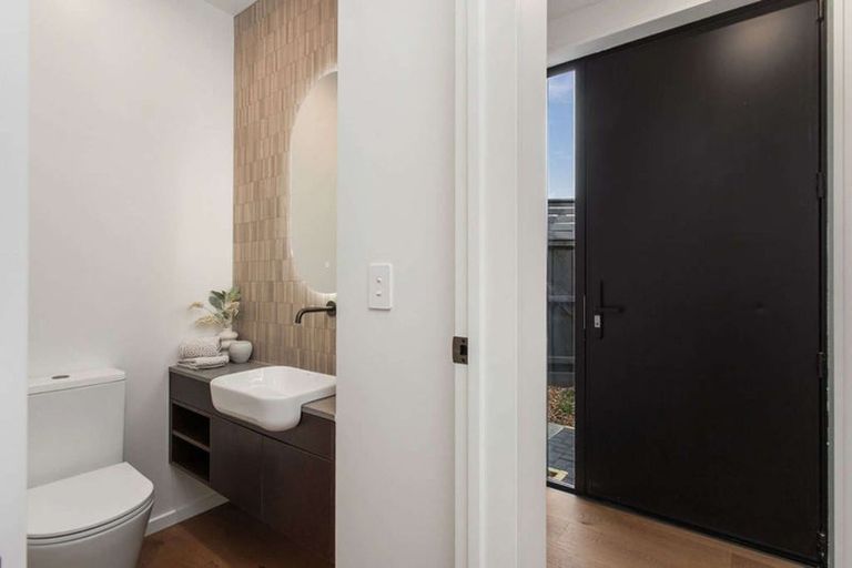 Photo of property in 5/50b Murray Place, Saint Albans, Christchurch, 8014