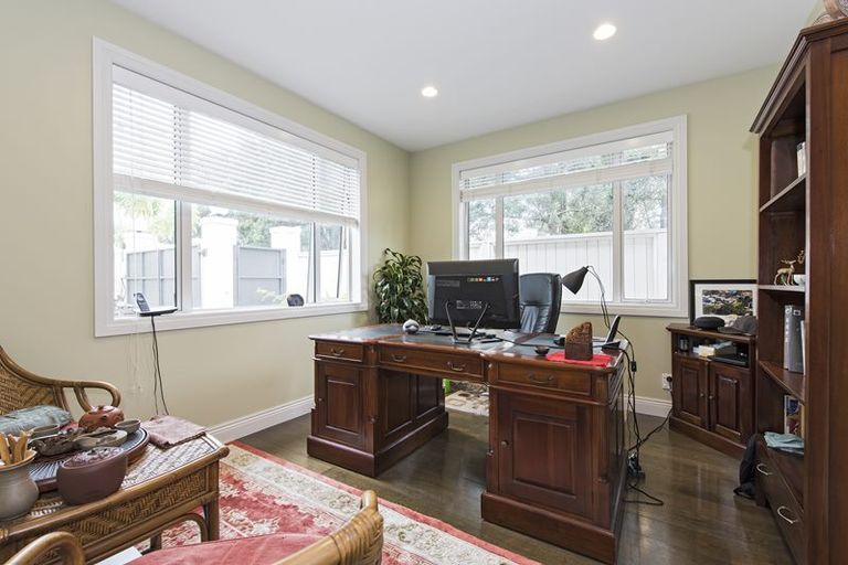 Photo of property in 2 Seacliffe Avenue, Belmont, Auckland, 0622