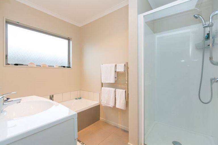 Photo of property in 46 Dillon Drive, Bell Block, New Plymouth, 4312