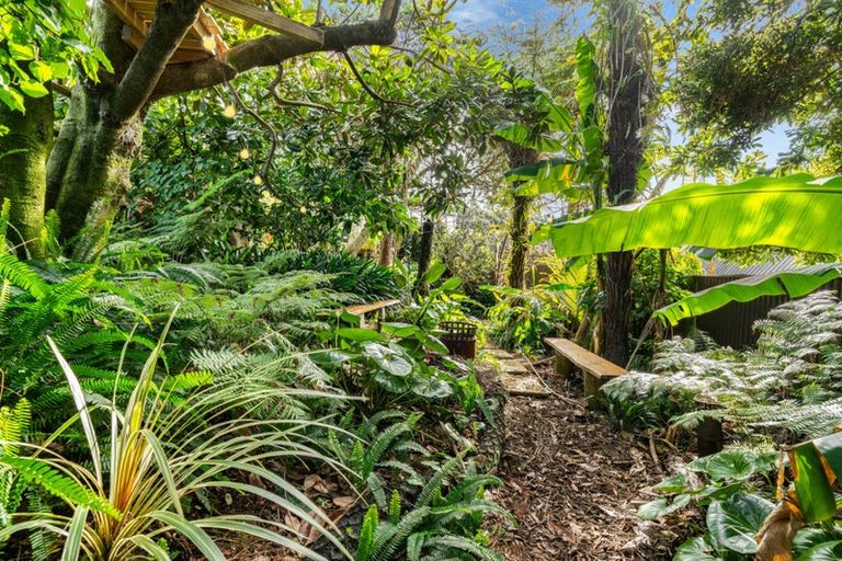 Photo of property in 30 Windsor Drive, Tairua, 3508