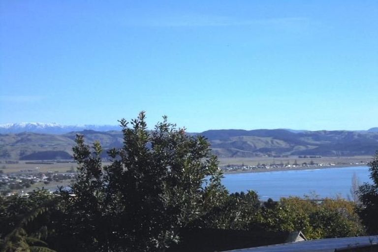 Photo of property in 18 Selwyn Road, Hospital Hill, Napier, 4110