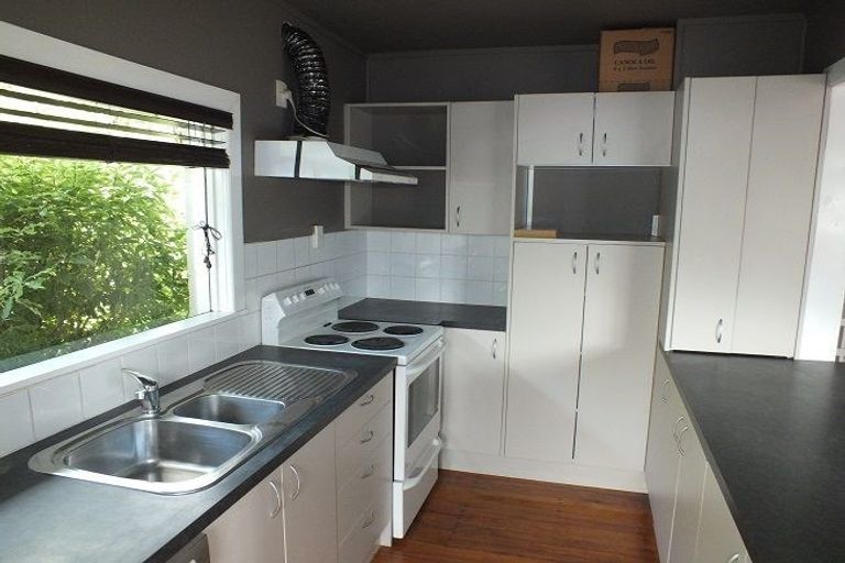 Photo of property in 40 Moreland Avenue, Papanui, Christchurch, 8053