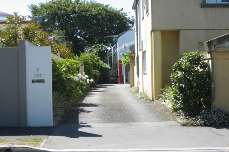 Photo of property in 105 Aikmans Road, Merivale, Christchurch, 8014