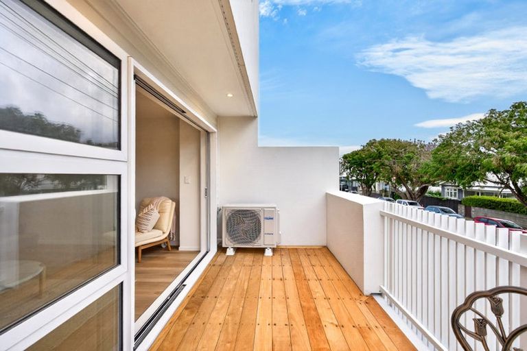 Photo of property in 1/46 Cuba Street, Petone, Lower Hutt, 5012