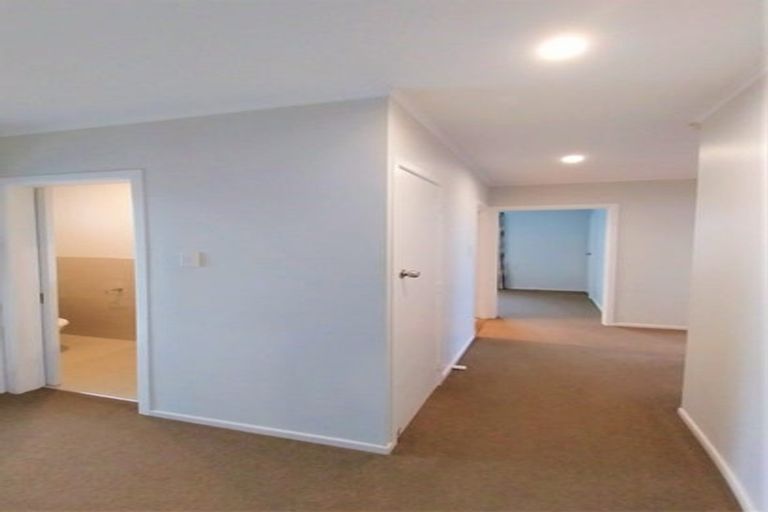 Photo of property in 21 Rogers Road, Manurewa, Auckland, 2102