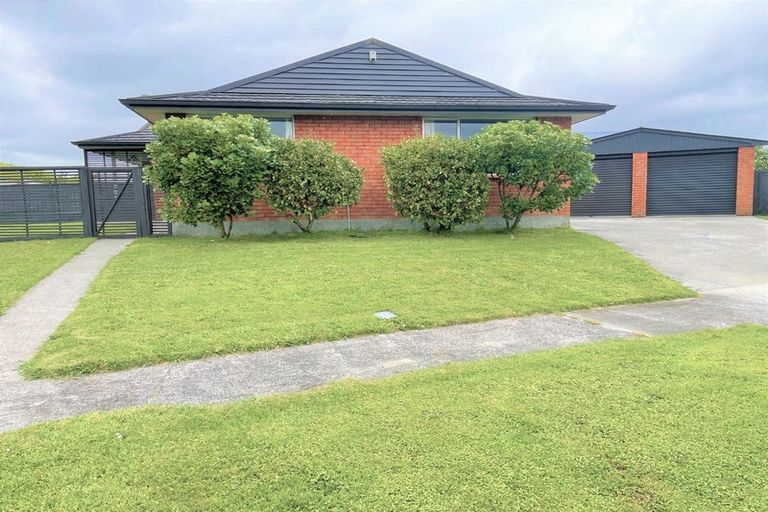 Photo of property in 25 Dorset Crescent, Hokowhitu, Palmerston North, 4410