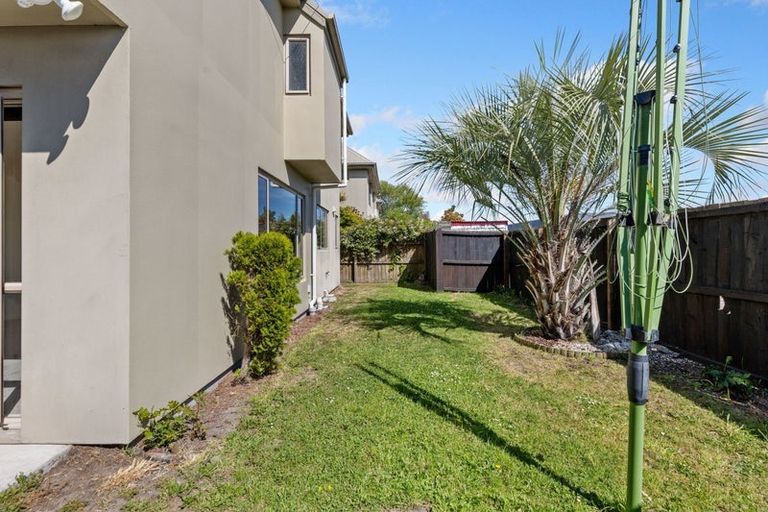 Photo of property in 4/17 Longley Place, Addington, Christchurch, 8024