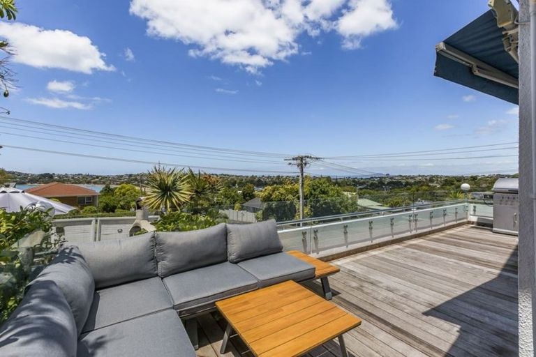Photo of property in 21a Monyash Road, Manly, Whangaparaoa, 0930