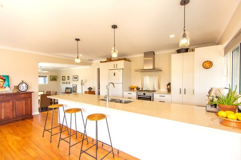 Photo of property in 16 Bidois Road, Fairy Springs, Rotorua, 3015