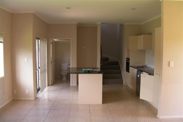 Photo of property in 82 Skip Lane, East Tamaki, Auckland, 2013