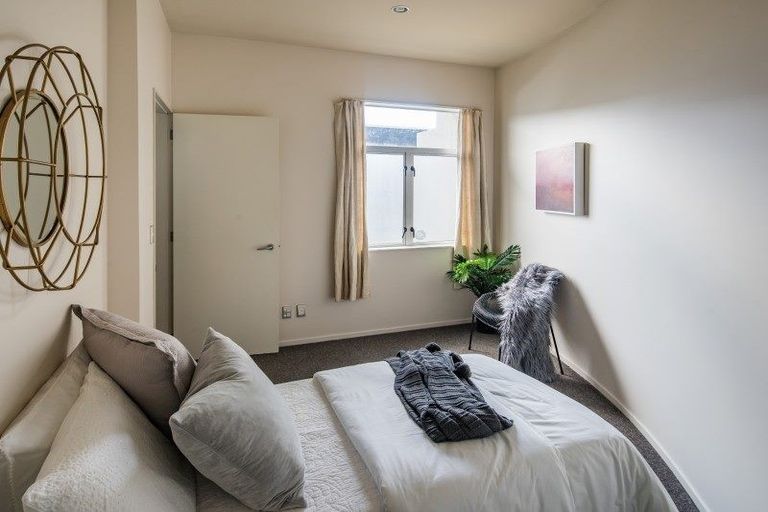 Photo of property in Mondrian Townhouses, 2/24 Hanson Street, Mount Cook, Wellington, 6021