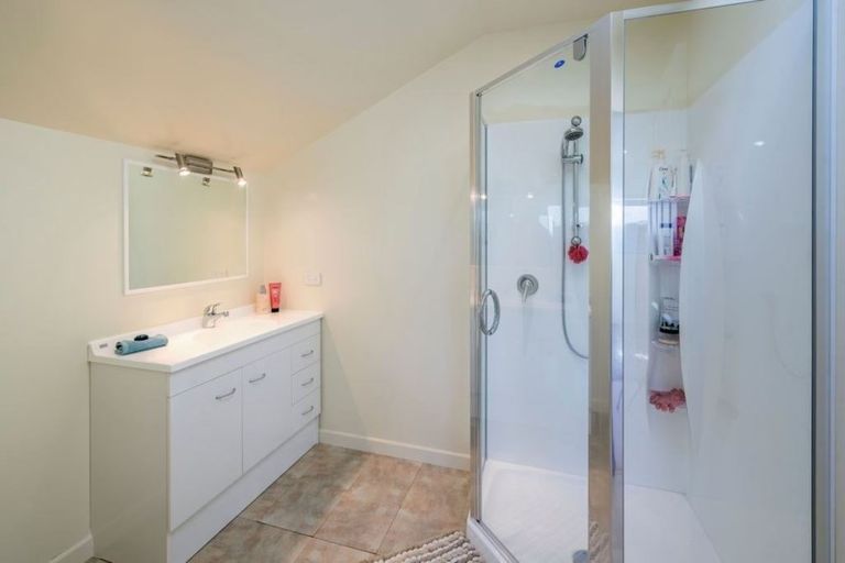 Photo of property in 38 Monarch Place, Paraparaumu Beach, Paraparaumu, 5032