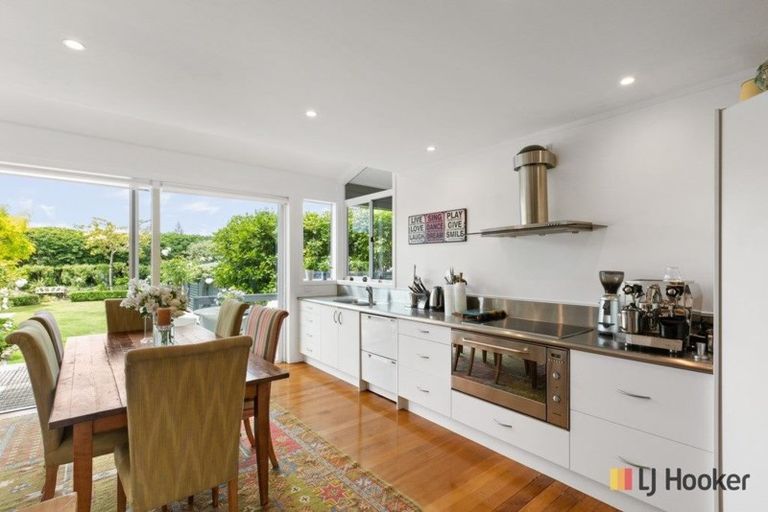 Photo of property in 1 Queen Street, Waihi Beach, 3611