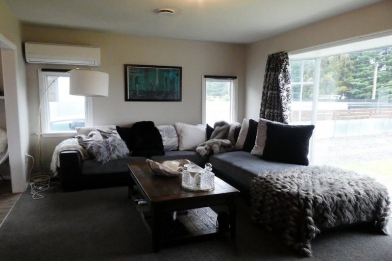 Photo of property in 121 Pages Road, Wainoni, Christchurch, 8061