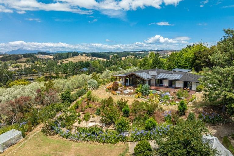 Photo of property in 4 Bronte Road East, Bronte, Upper Moutere, 7173