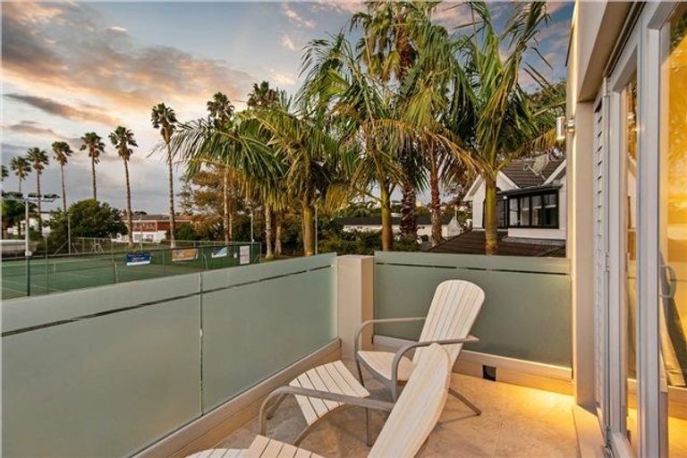 Photo of property in 26a Melanesia Road, Kohimarama, Auckland, 1071